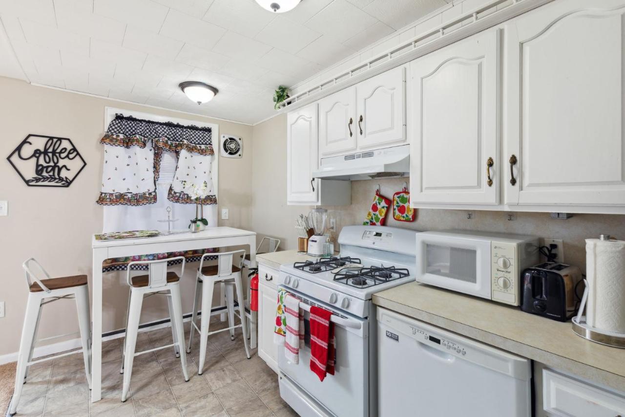Charming Townhouse Apartamento Glenolden