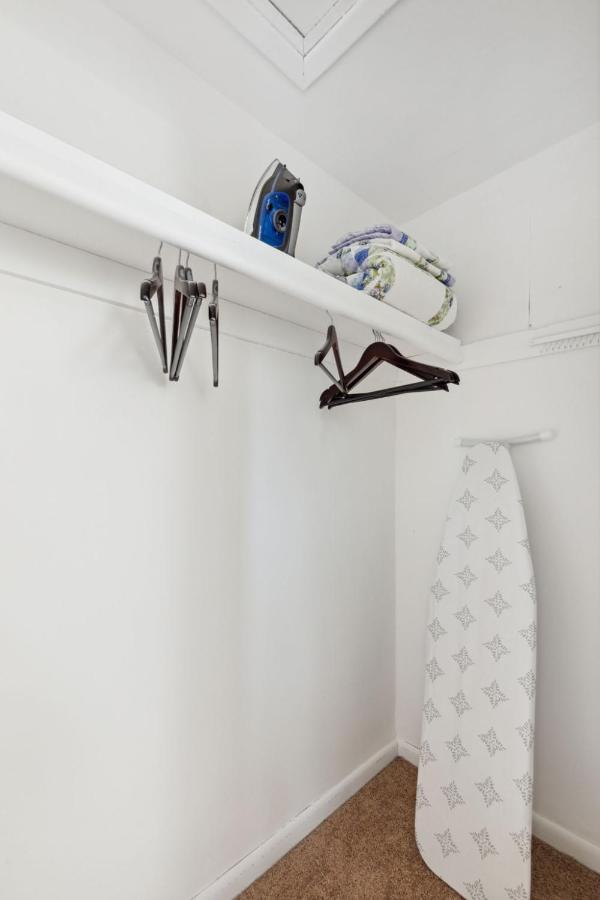 Charming Townhouse Apartamento Glenolden